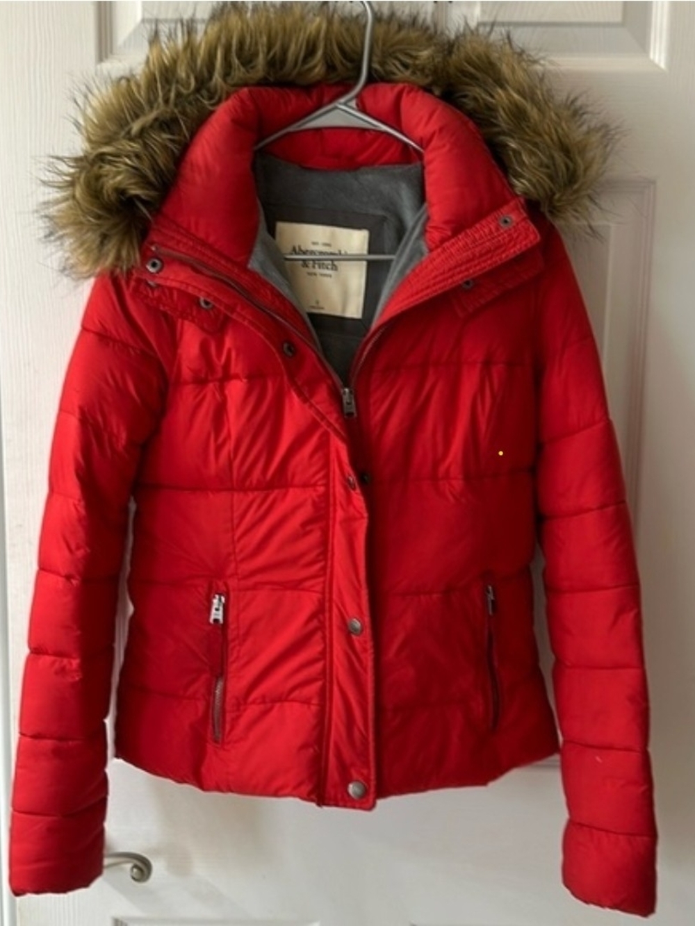 Abercrombie & Fitch Red Quilted Puffer Jacket with Faux Fur Trim